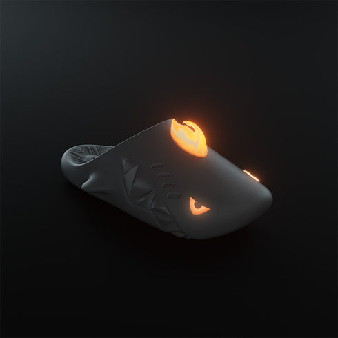 Sharkicks Pro Mule - 兇猛火焰怪獸